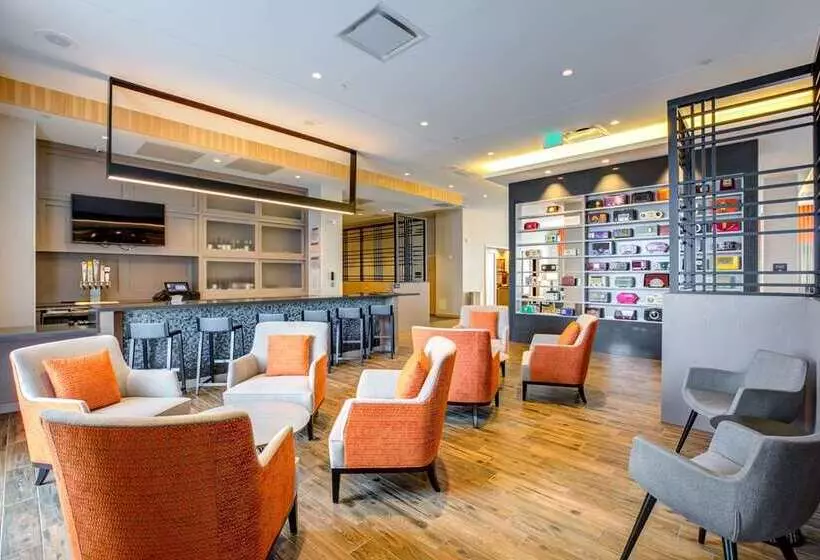 Hotelli Hampton Inn & Suites Boston/waltham