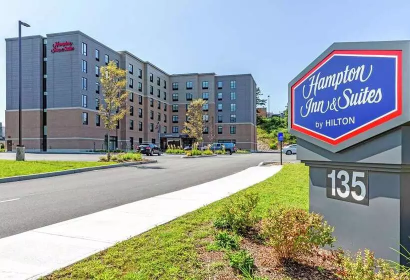 Hotelli Hampton Inn & Suites Boston/waltham