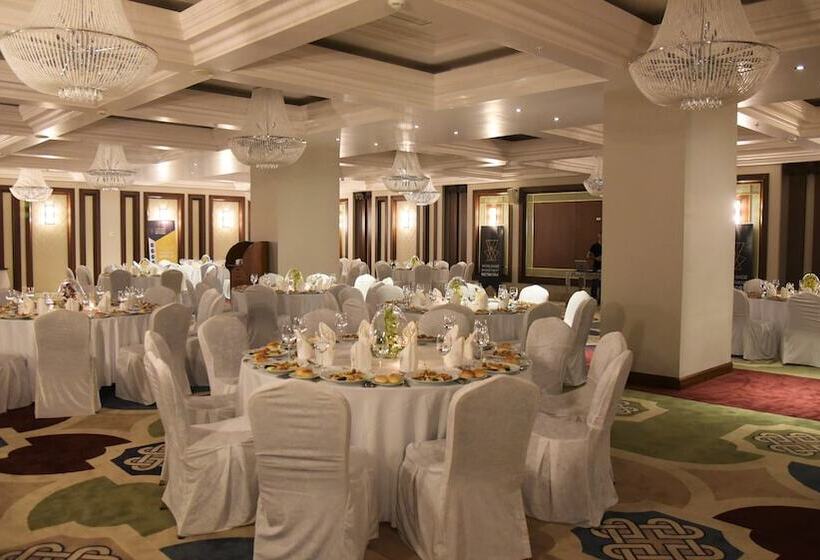 Lords Palace Hotel Spa Casino