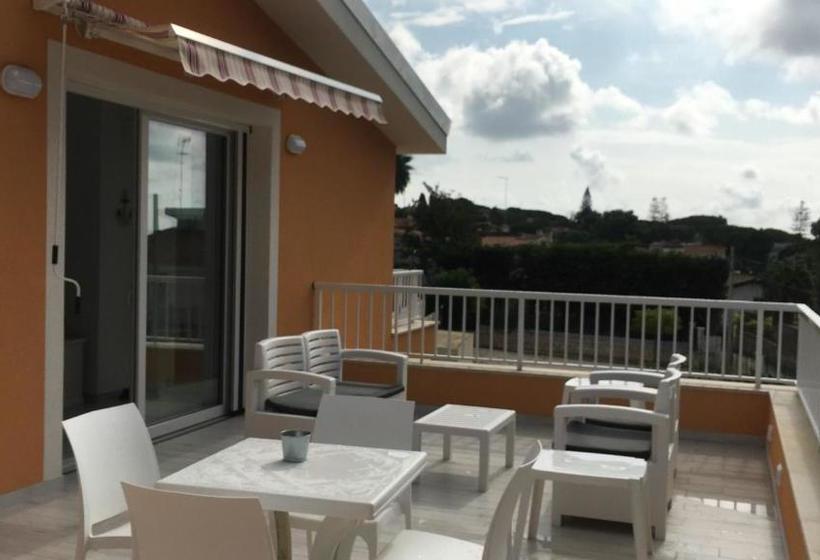 בית מלון כפרי Small Luxury Apartments Pool And Sea View   Stella Del Mare