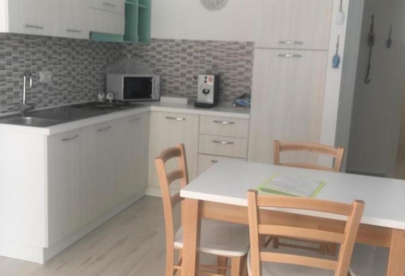 בית מלון כפרי Small Luxury Apartments Pool And Sea View   Stella Del Mare