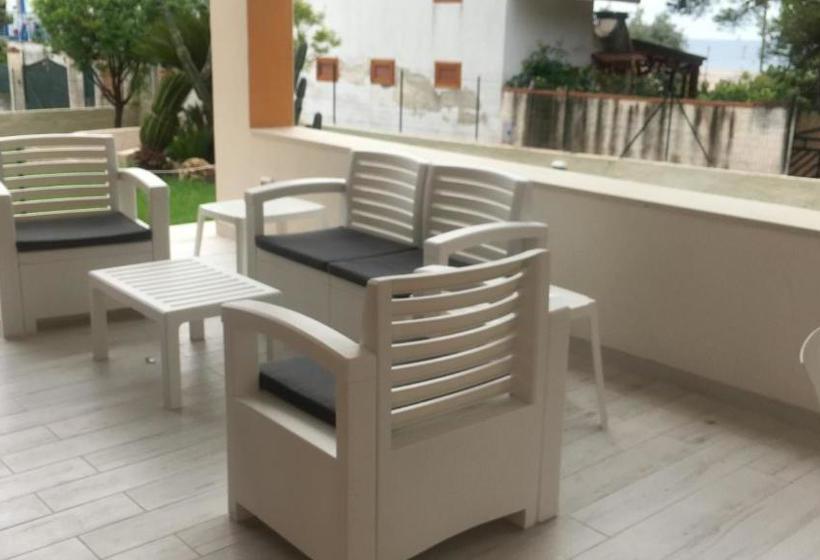 בית מלון כפרי Small Luxury Apartments Pool And Sea View   Stella Del Mare