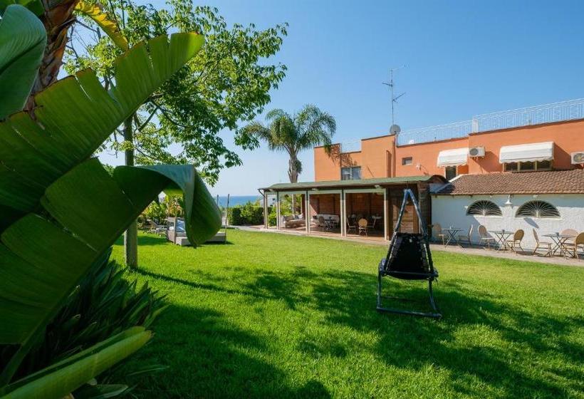 בית מלון כפרי Small Luxury Apartments Pool And Sea View   Stella Del Mare