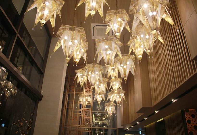 هتل Stay With Nimman Chiang Mai Sha Extra Plus