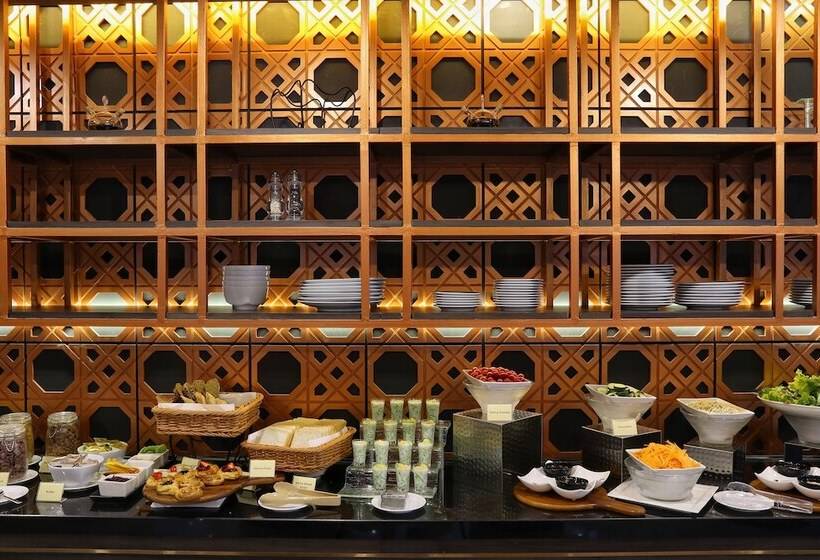 هتل Stay With Nimman Chiang Mai Sha Extra Plus