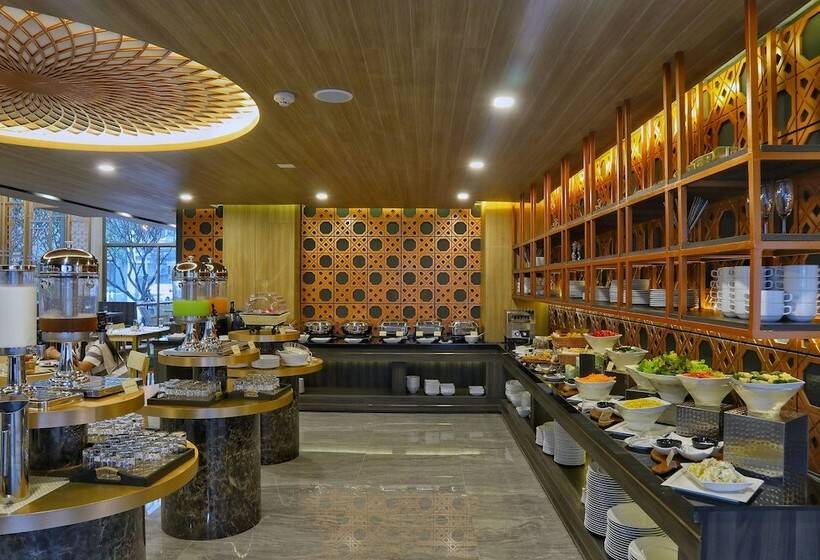 هتل Stay With Nimman Chiang Mai Sha Extra Plus