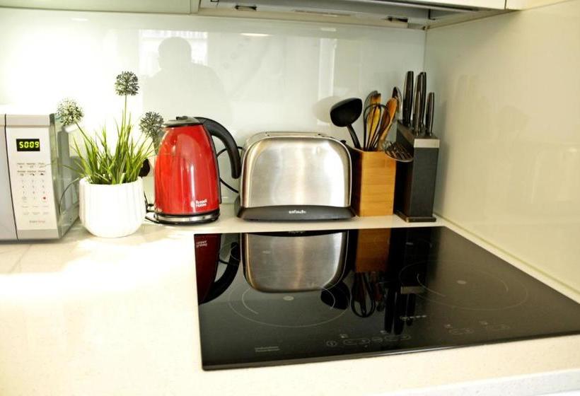 هتل Urban Stay London City Apartments