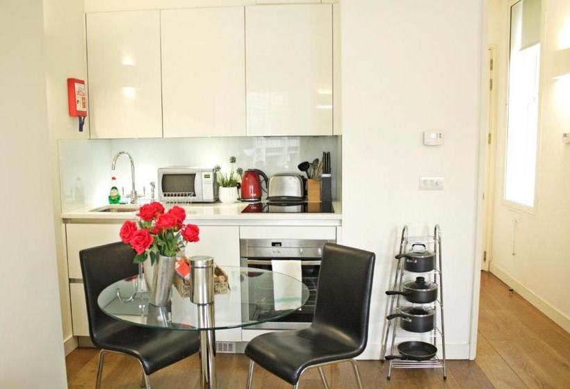 هتل Urban Stay London City Apartments