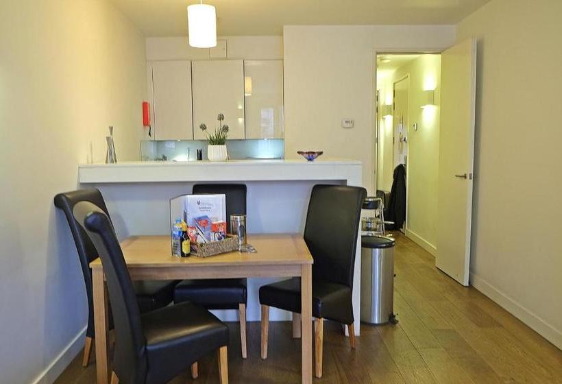 هتل Urban Stay London City Apartments