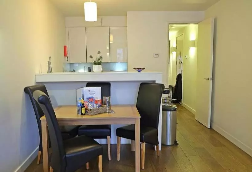 Hotelli Urban Stay London City Apartments