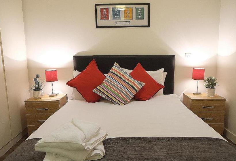 هتل Urban Stay London City Apartments