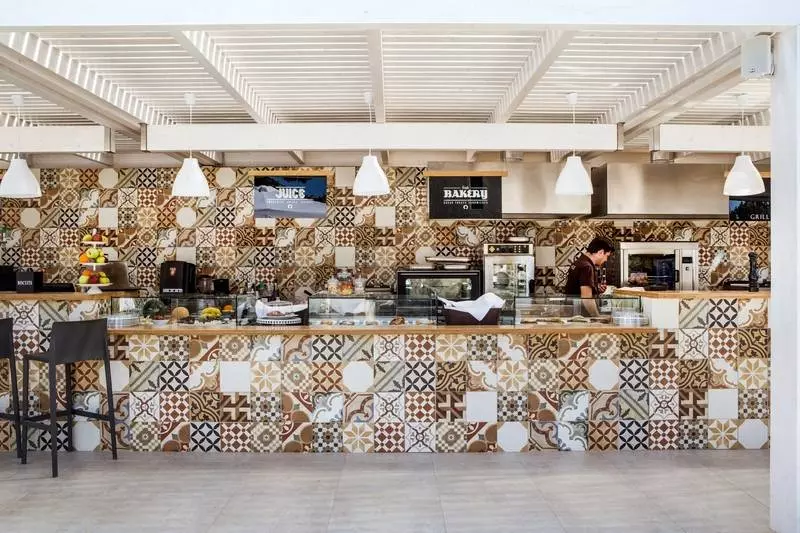 Sundance Apartments & Suites