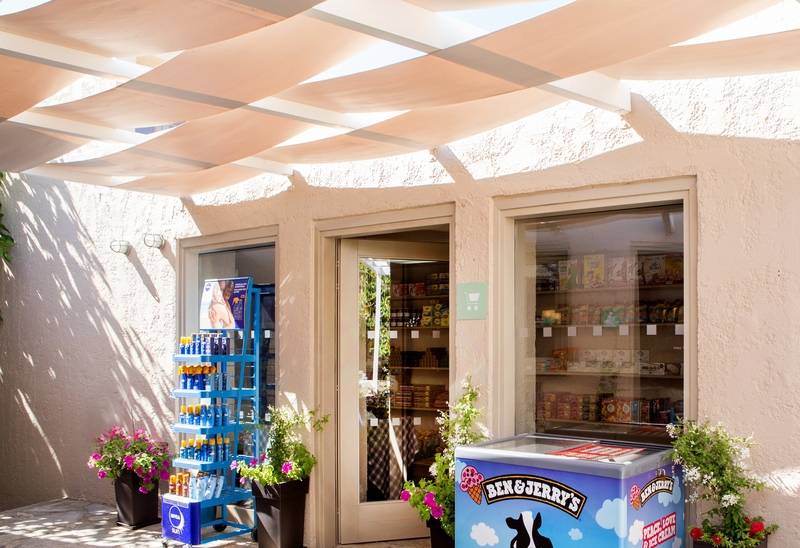 Sundance Apartments & Suites