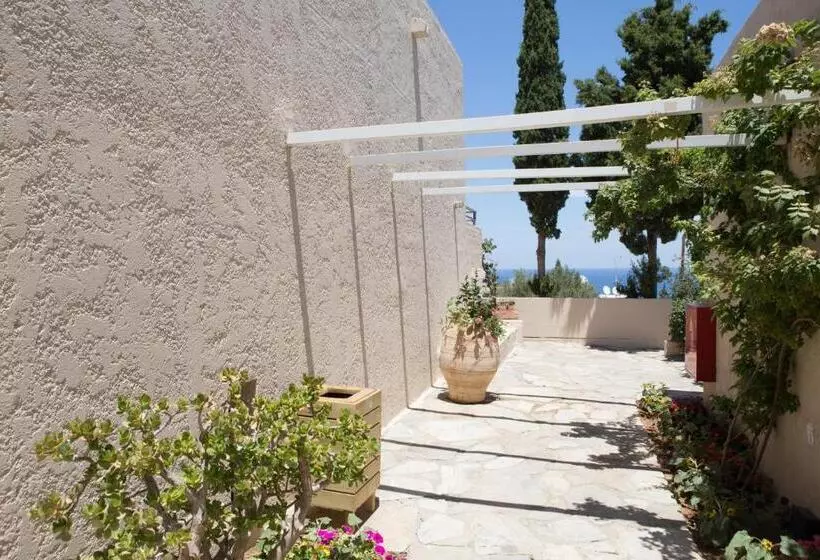 Sundance Apartments & Suites