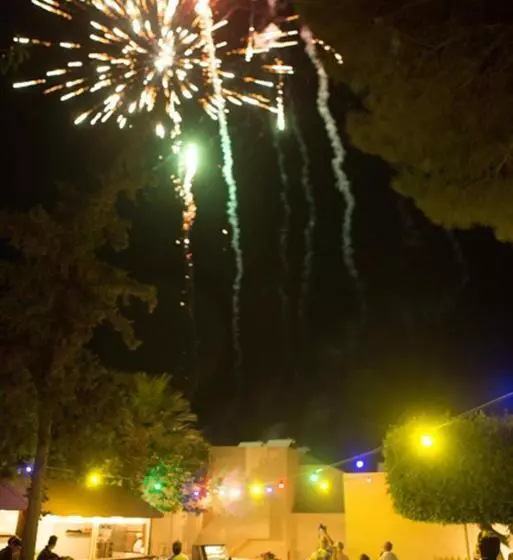 Sundance Apartments & Suites