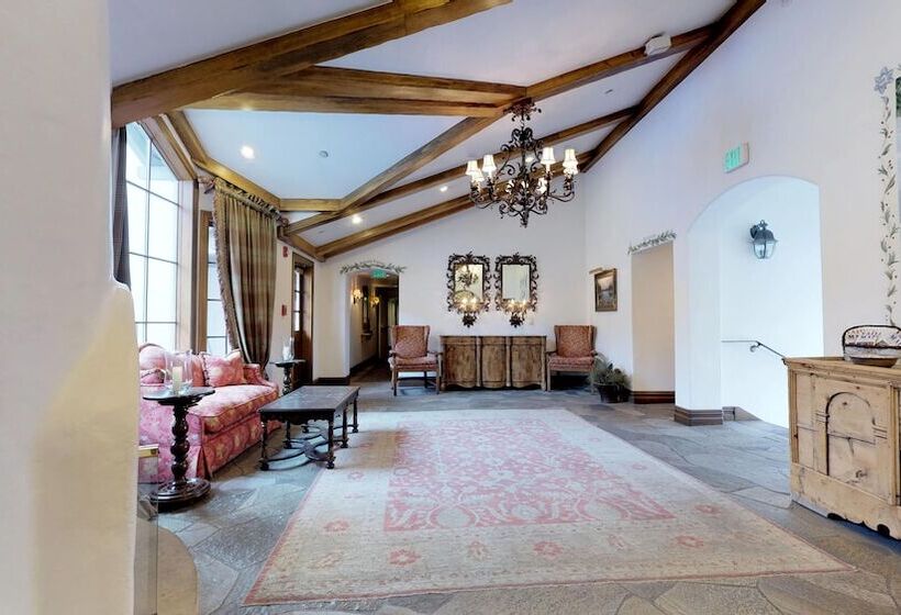 Christiania Condominiums  Coraltree Residence Collection