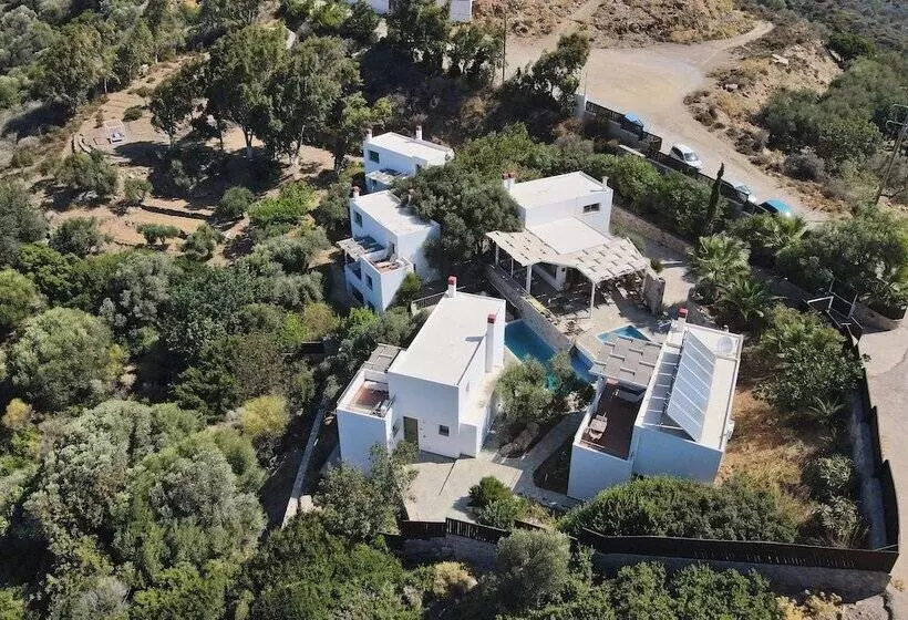 Mourtzanakis Residence   Traditional Eco Hotel In Achlada