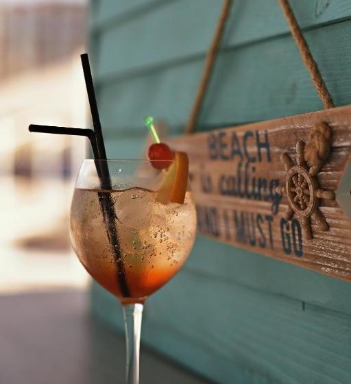 ホテル Alcor Beach