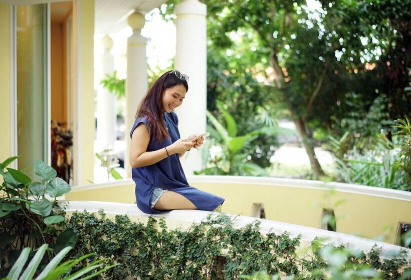 هتل Caza V1 Serviced Apartment