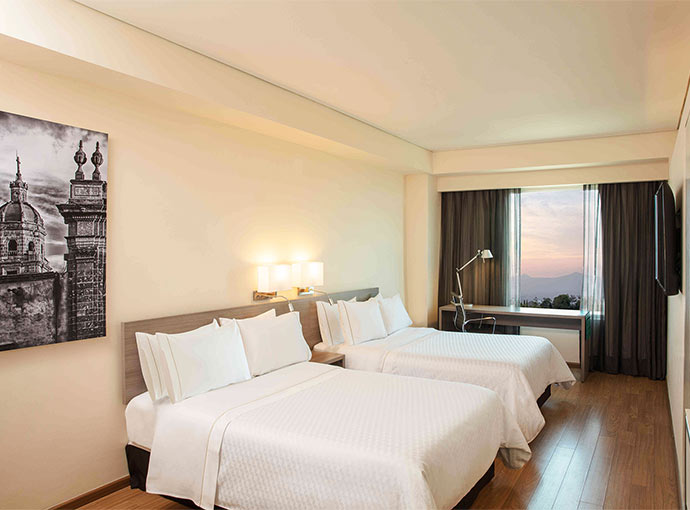 Fiesta Inn Morelia Altozano