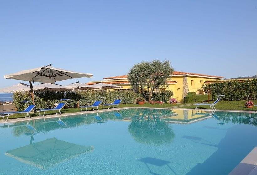 Отель Futura Club Cilento