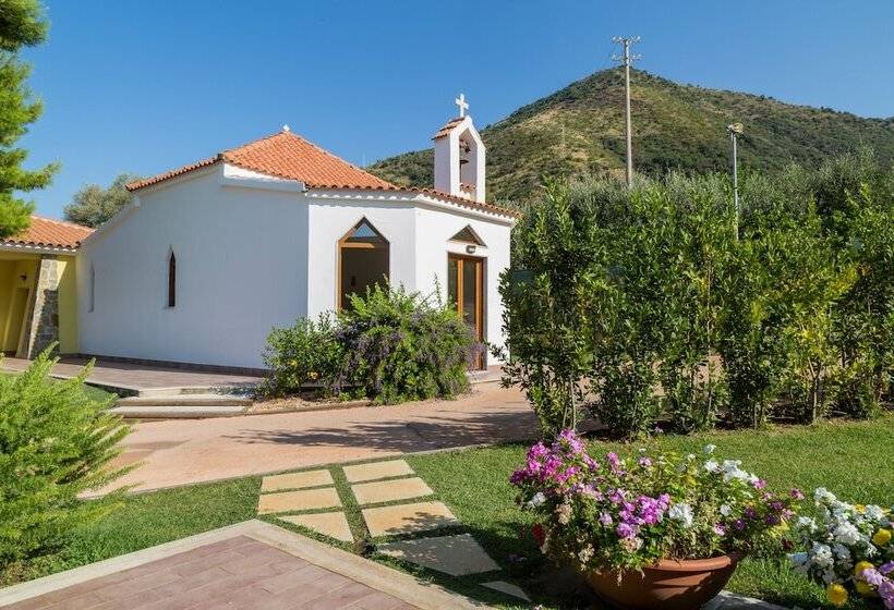 Отель Futura Club Cilento