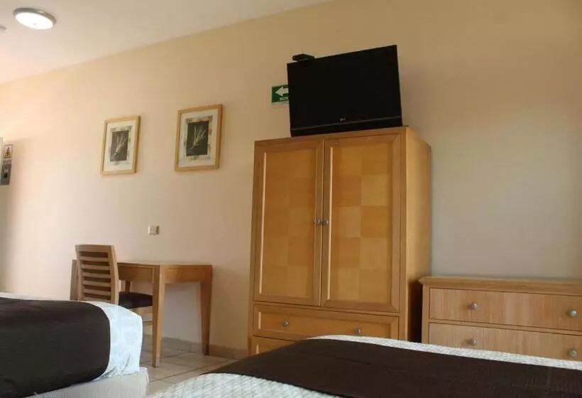 ホテル Navola Inn