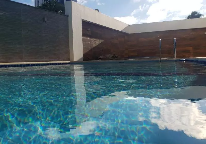 Hotelli Urban Suites Apart