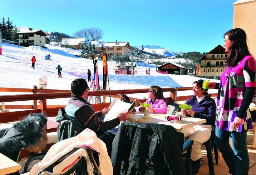 هتل Vtf Les Balcons Du Sauze