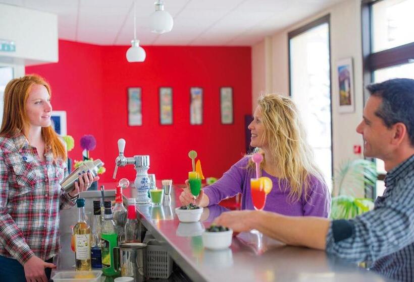 هتل Vtf Les Balcons Du Sauze