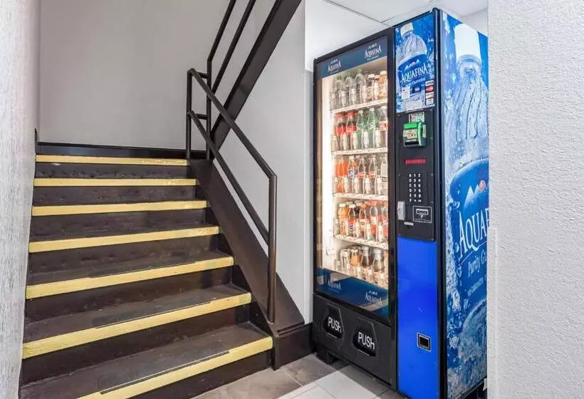 Motel 6 White, Ga   Cartersville