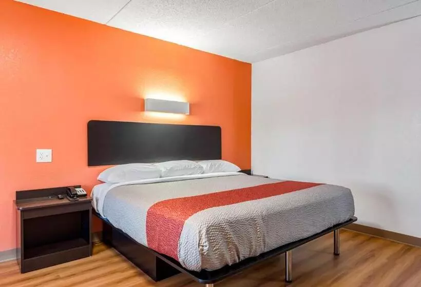 Motel 6 White, Ga   Cartersville