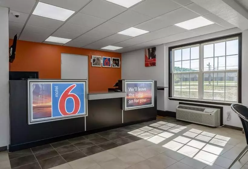Motel 6 White, Ga   Cartersville