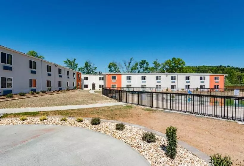 Motel 6 White, Ga   Cartersville