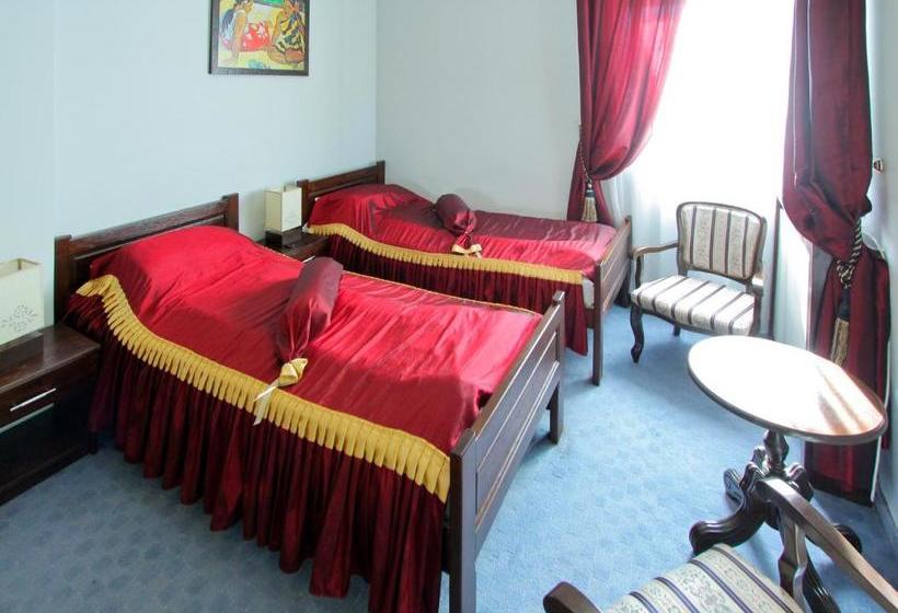 استراحتگاه Villa Modena