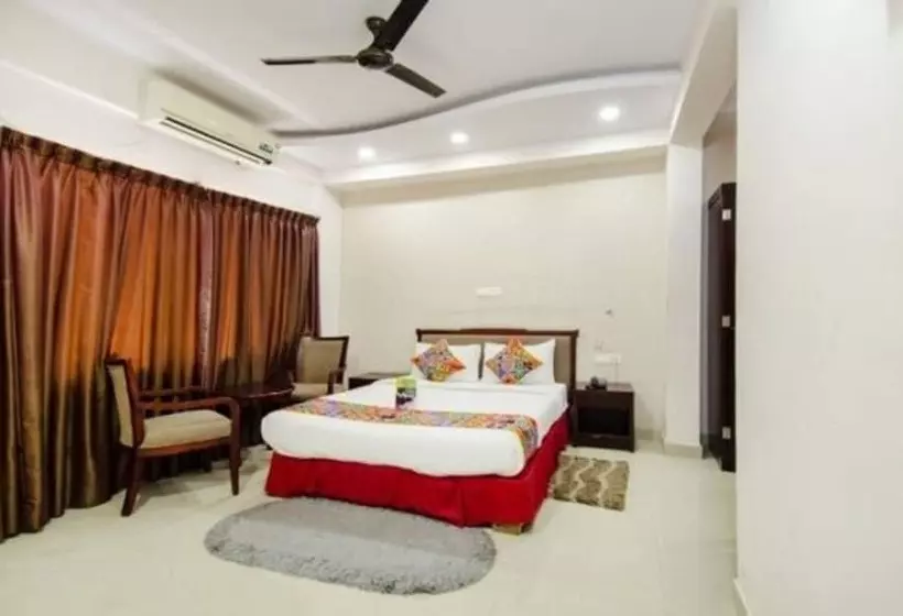 ベッドアンドブレックファースト Fabexpress Oriental Suites Iii   Btm Mico Layout