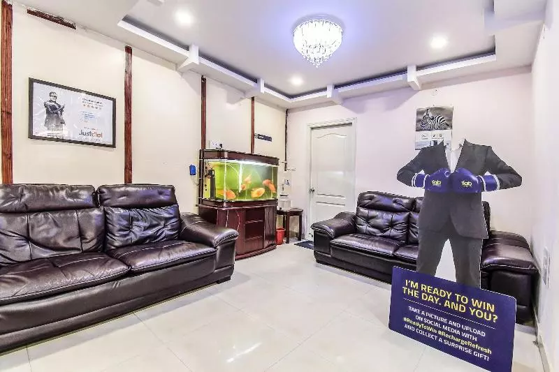 ベッドアンドブレックファースト Fabexpress Oriental Suites Iii   Btm Mico Layout