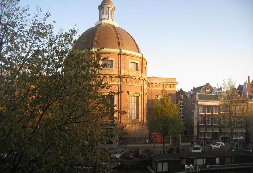 ベッドアンドブレックファースト The Old Lady