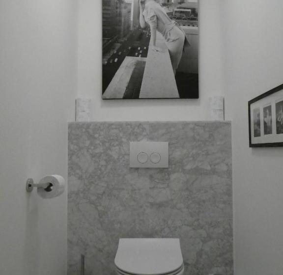 ベッドアンドブレックファースト The Old Lady