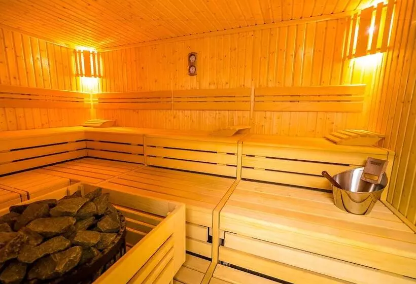 ホテル All Suites Bordeaux Centre Marne   Gare Saint Jean