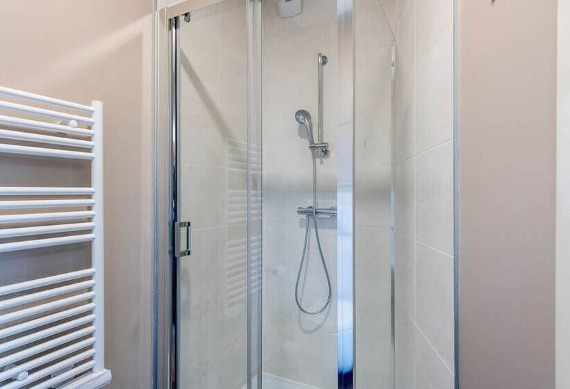 هتل All Suites Bordeaux Centre Marne   Gare Saint Jean