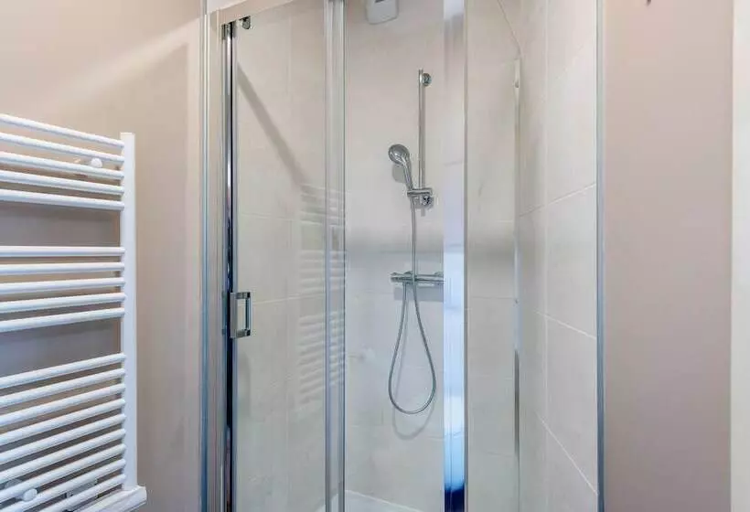 ホテル All Suites Bordeaux Centre Marne   Gare Saint Jean