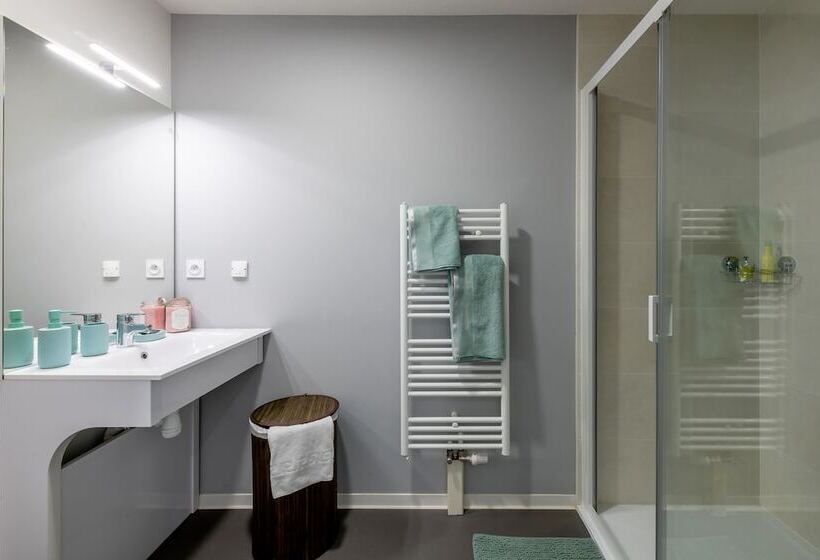 هتل All Suites Bordeaux Centre Marne   Gare Saint Jean