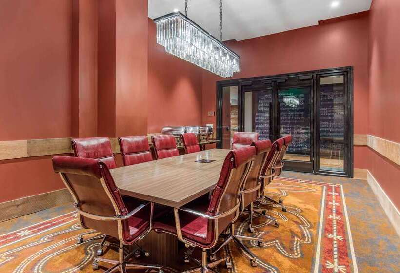 Cambria Hotel Nashville Downtown