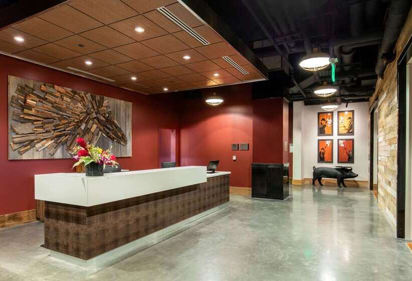 Cambria Hotel Nashville Downtown