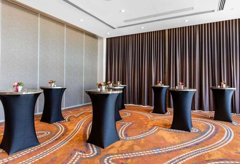 Cambria Hotel Nashville Downtown