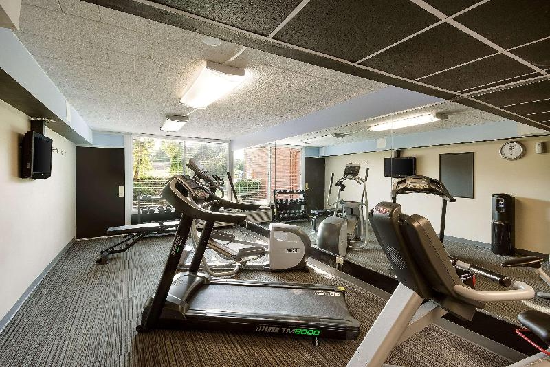 Chester Hotel And Conference Center