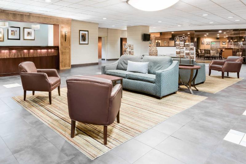 Chester Hotel And Conference Center