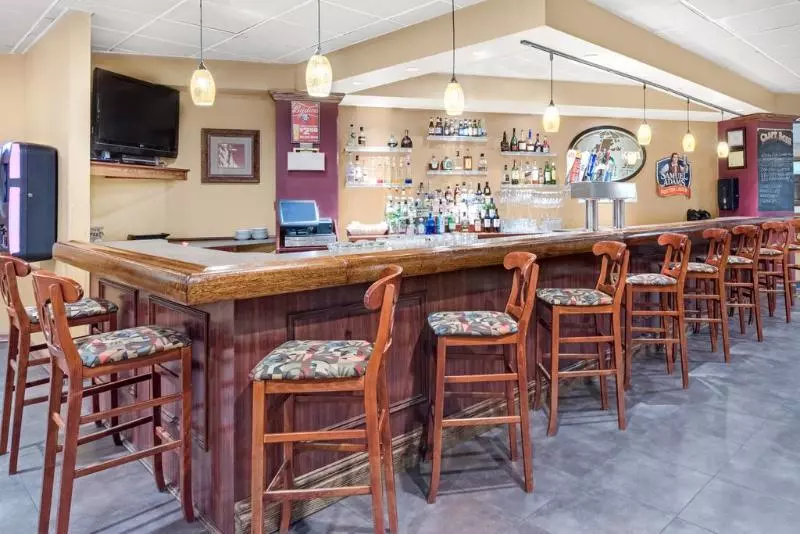 Chester Hotel And Conference Center