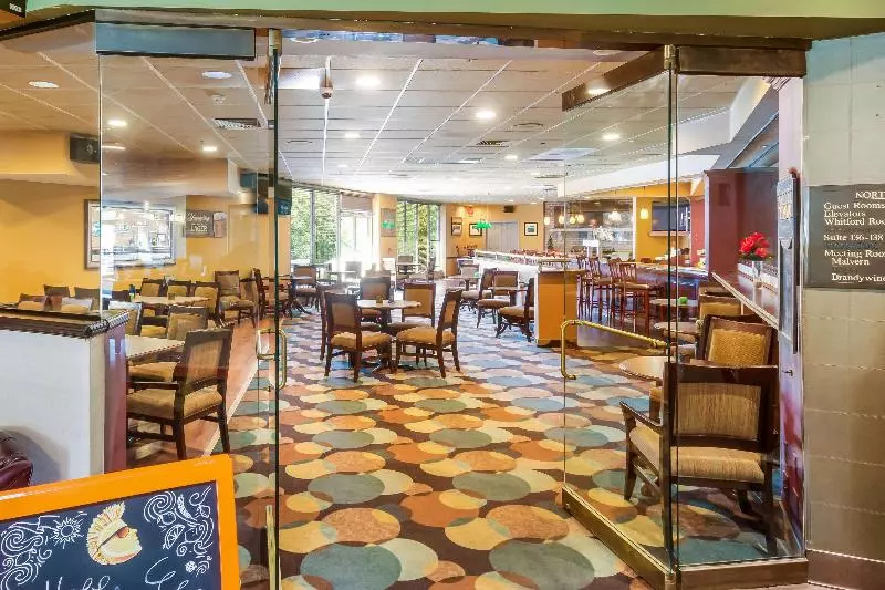 Chester Hotel And Conference Center